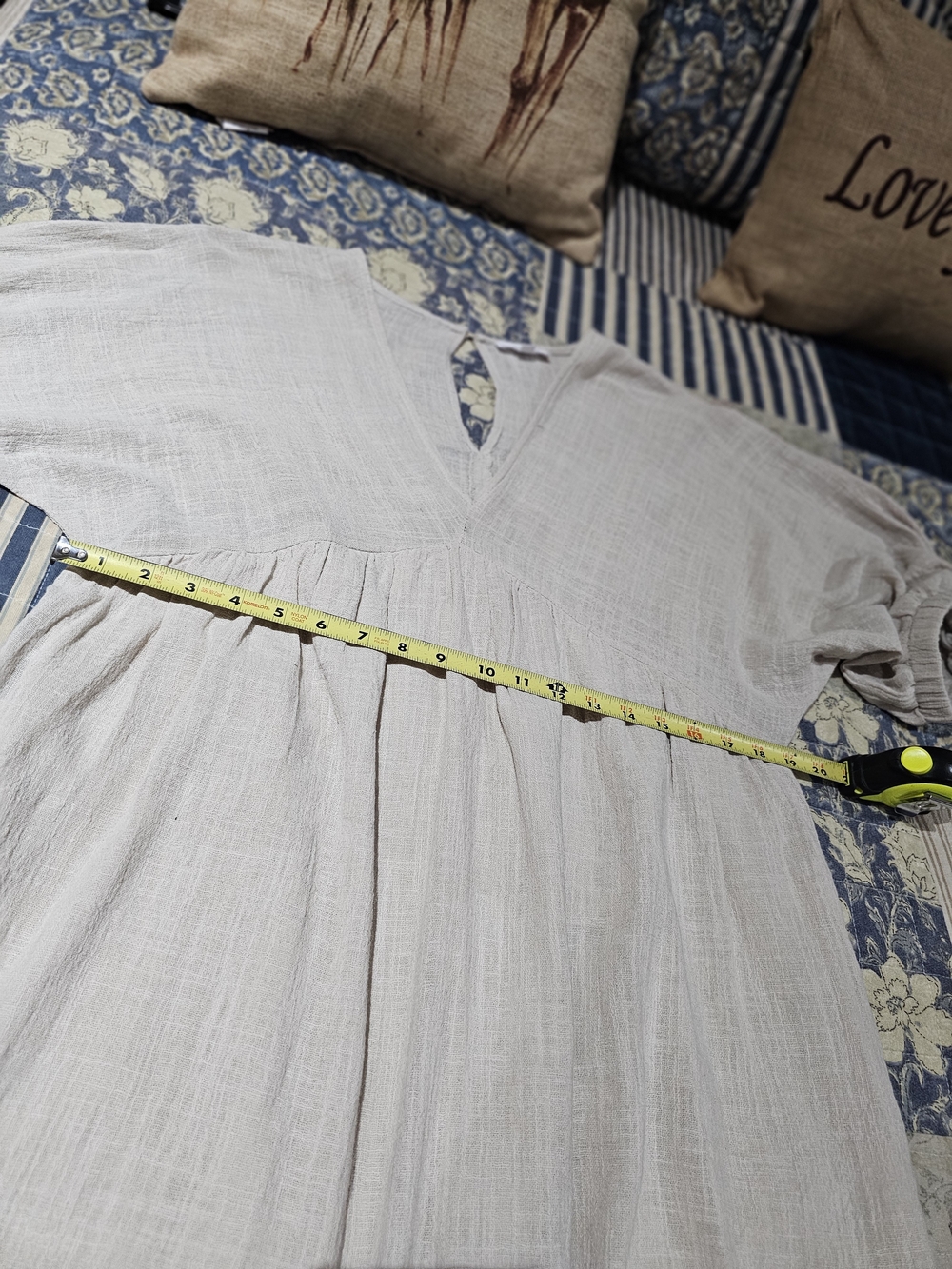 mittoshop Cream V-Neck Gathered Linen Dress - Picture 7 of 9